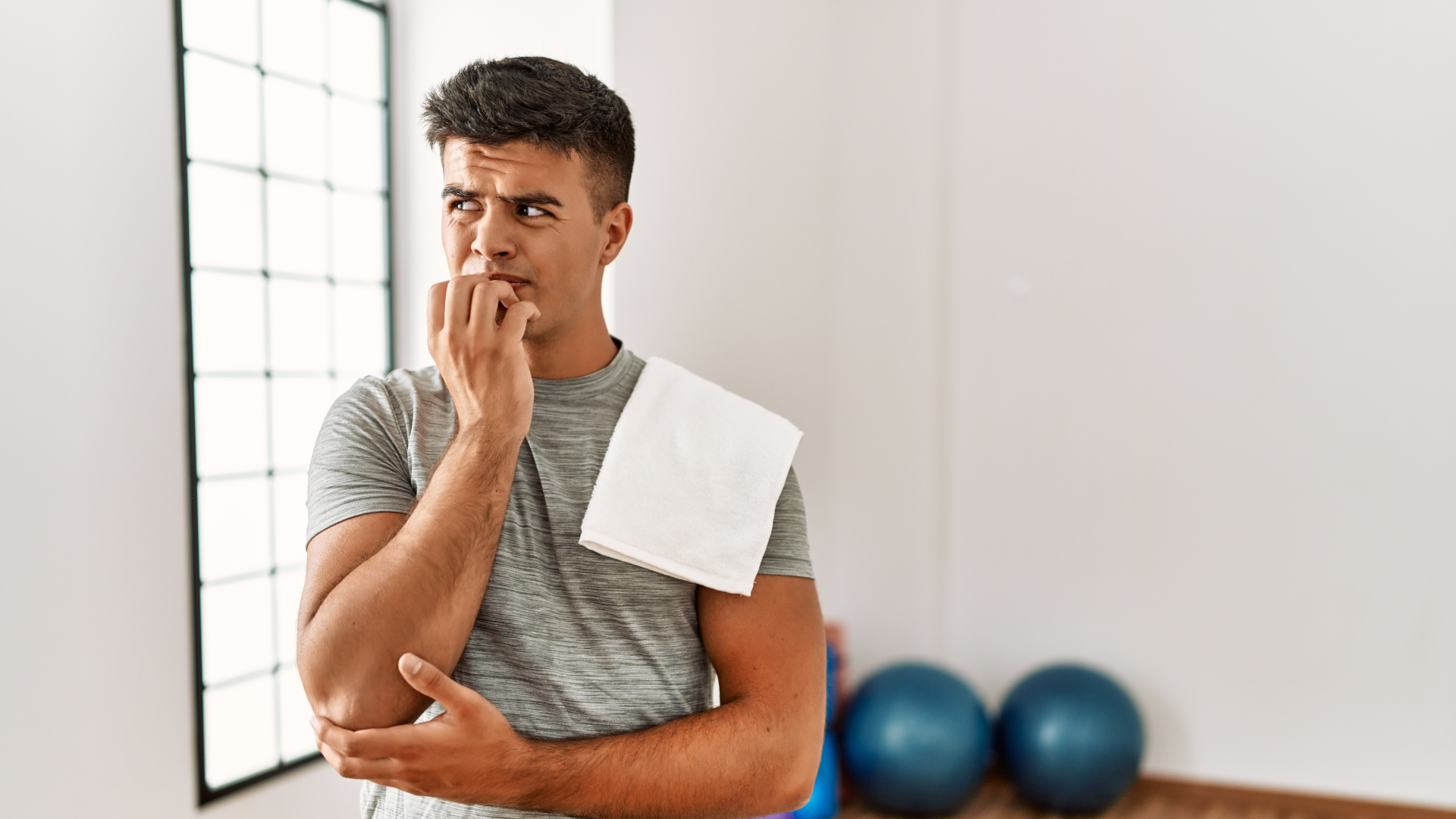 How To Tackle Gym Anxiety Head-On: 7 Insider Tips