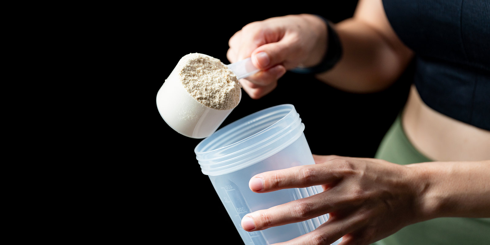 Scoop of creatine powder